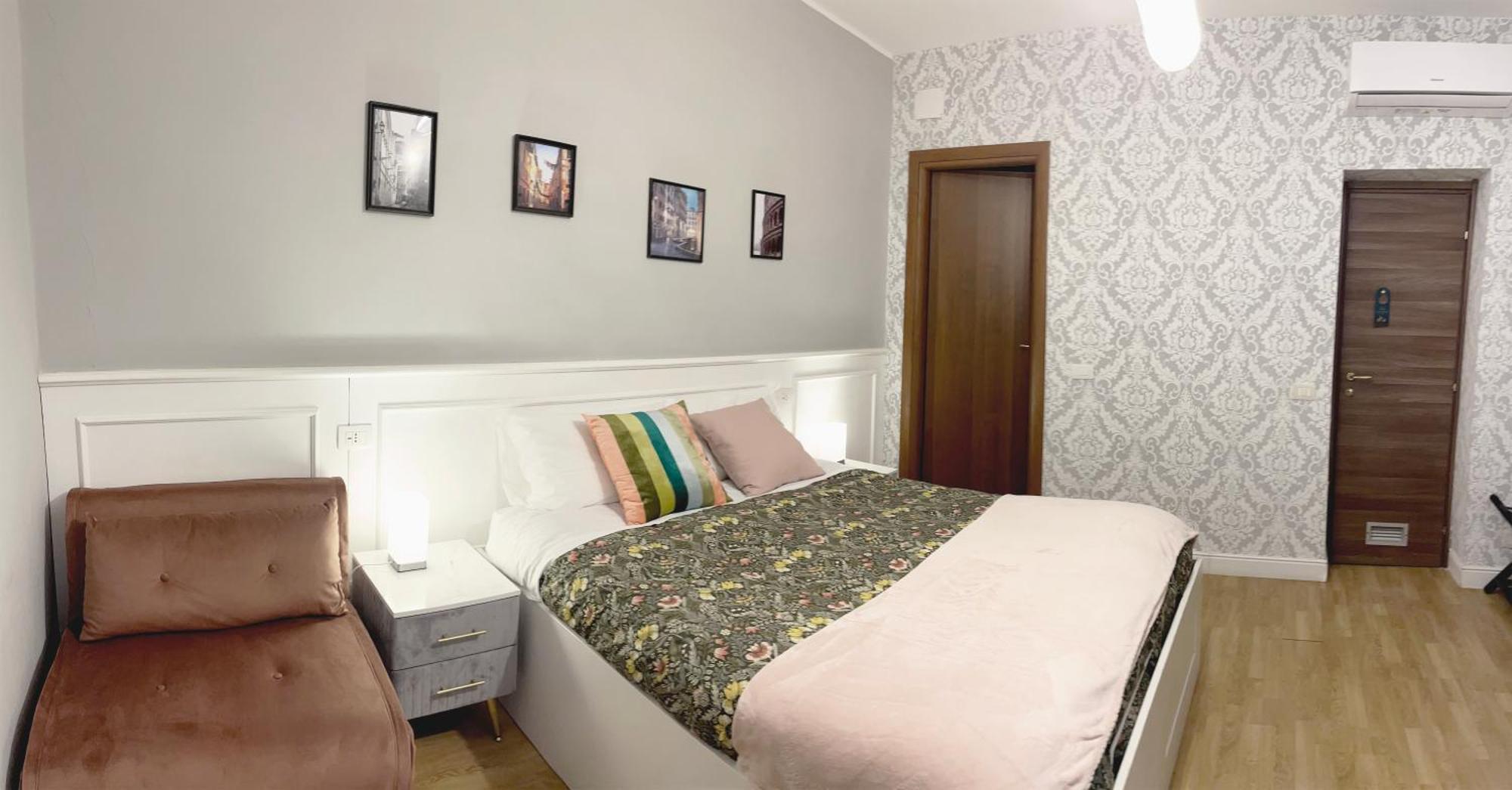 Monti49 Guesthouse Рим Экстерьер фото