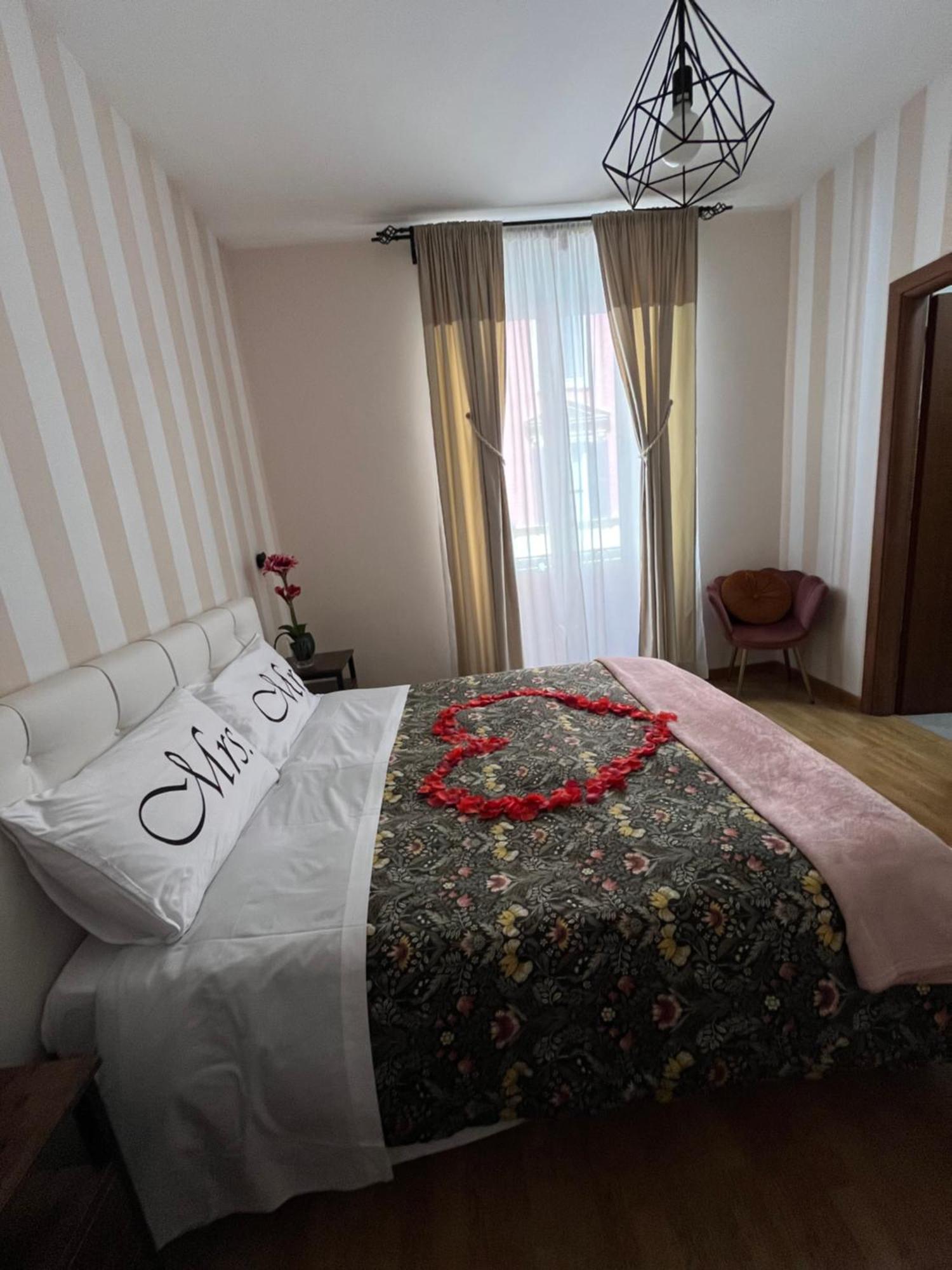 Monti49 Guesthouse Рим Экстерьер фото