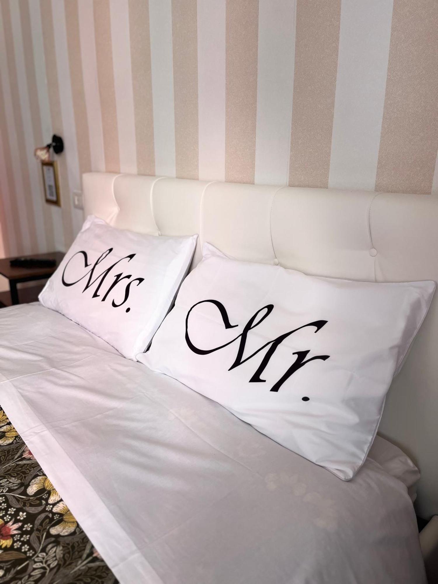 Monti49 Guesthouse Рим Экстерьер фото